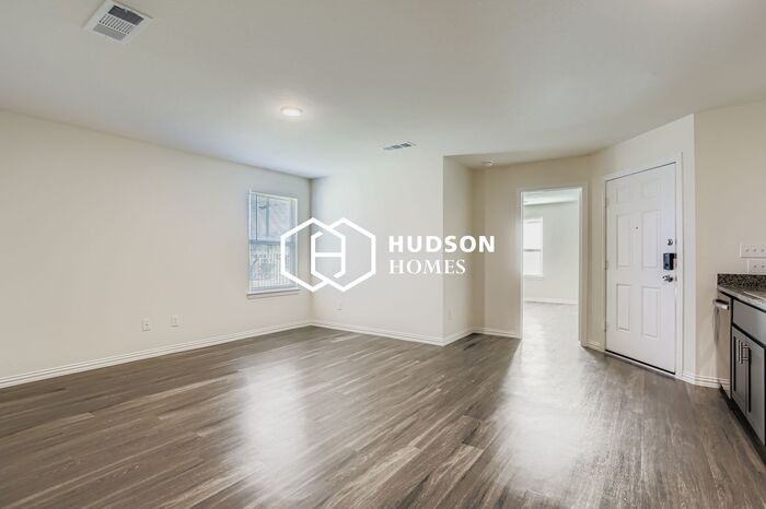 4511 Tronewood St #B - Photo 4 of 14