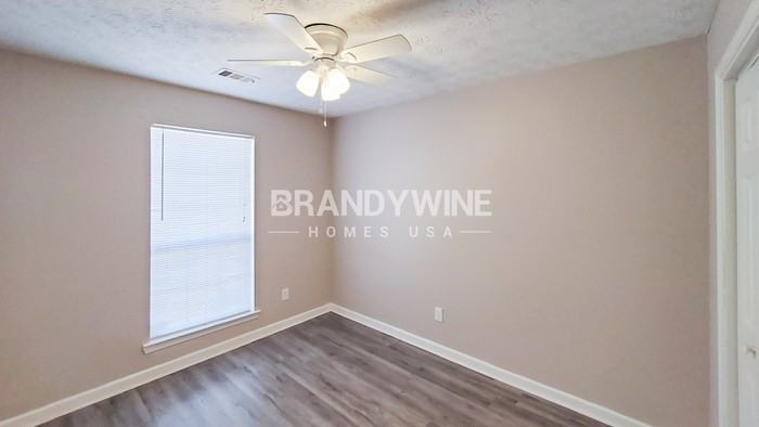 369 Autumn Lake Dr - Photo 7 of 15