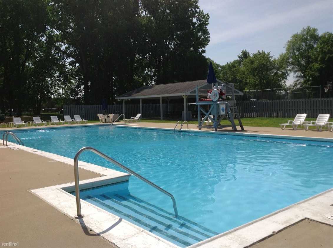 39023 Edwards Ct #39023 - Photo 5 of 10