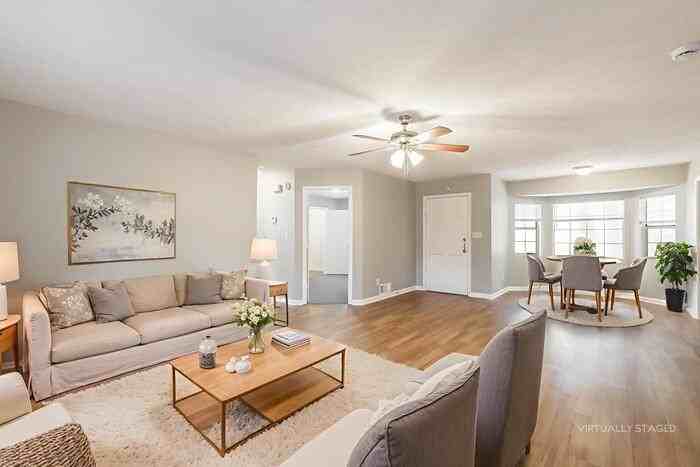 445 Meadowbrook Dr - Photo 6 of 14