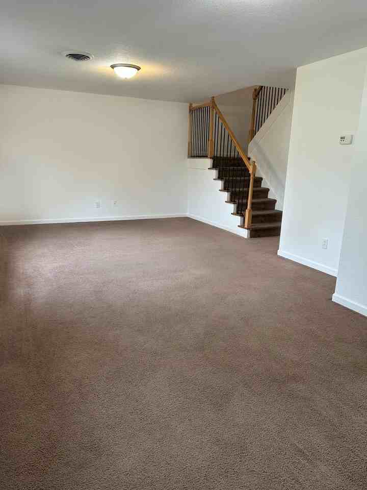 1005 N Lincoln St #1005 - Photo 2 of 19