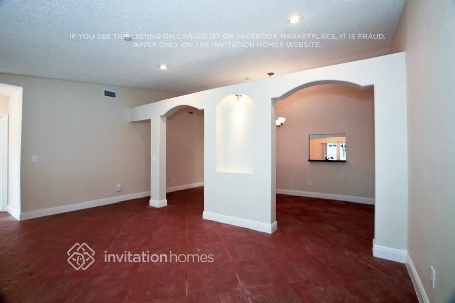 14224 Sw 111th Ln - Photo 3 of 17