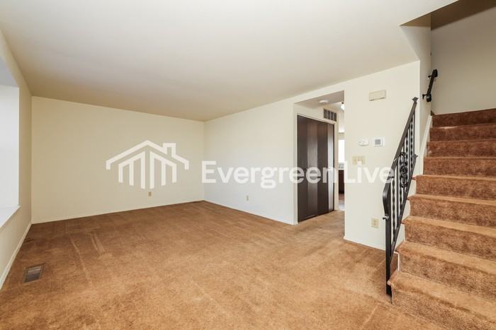 7523 Mount Hood - Photo 3 of 15