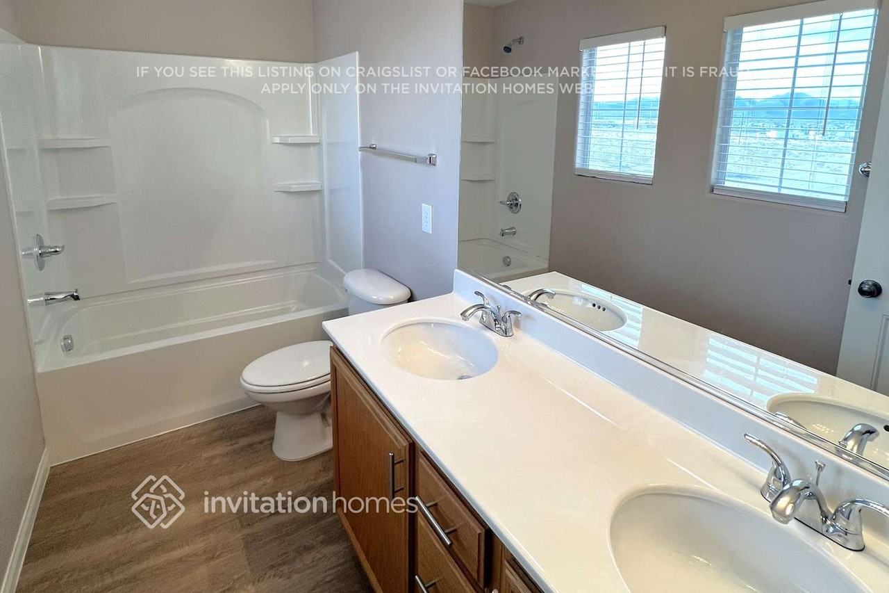 12045 Spice Tree St - Photo 3 of 6