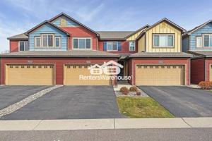 featured image of 3081 Countryside Ave #B
