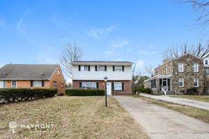 featured image of 8273 Bobolink Ave