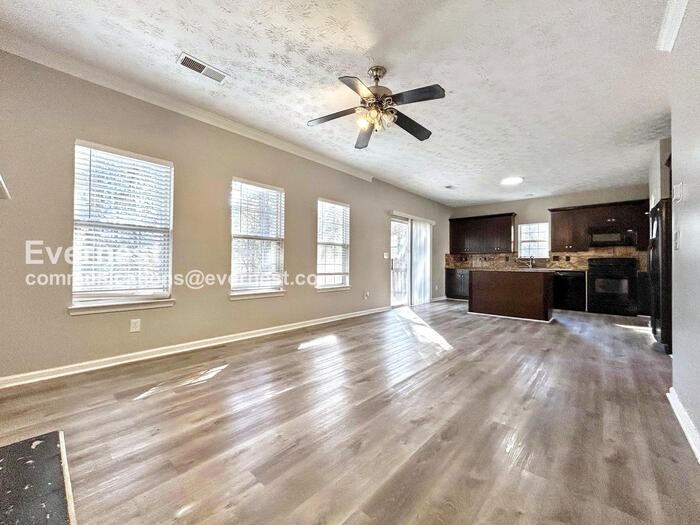 6793 Chestwood Ln - Photo 5 of 27