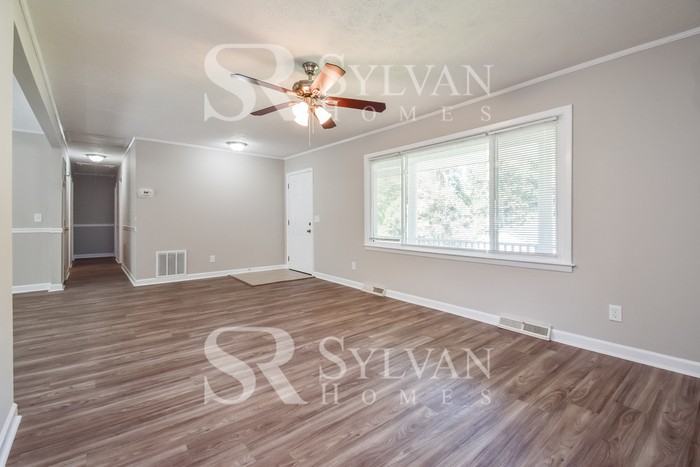 6137 Indian Creek Cir Sw - Photo 6 of 16