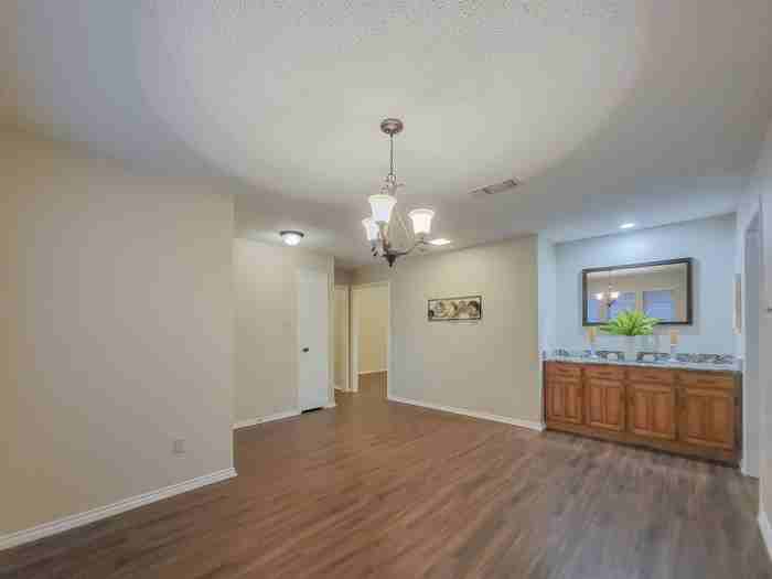 3706 Indian Wells Dr - Photo 6 of 20