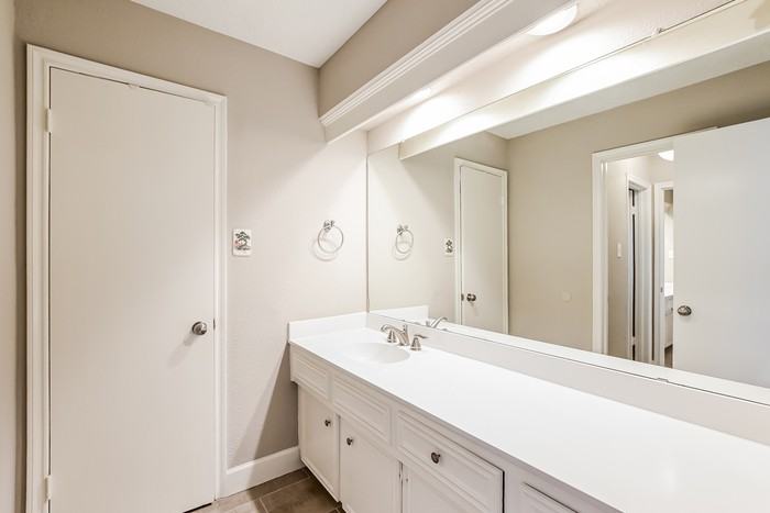 11818 Oakcroft Dr - Photo 5 of 24