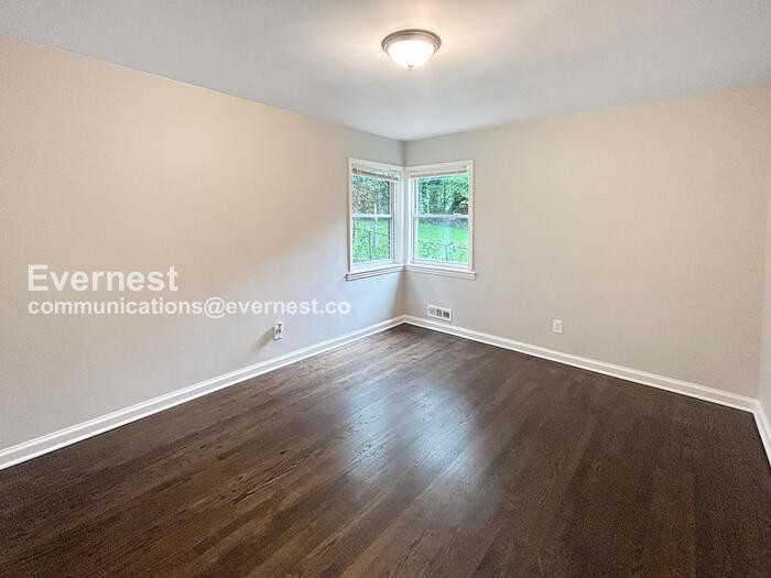 3400 Bonaire Dr - Photo 7 of 14