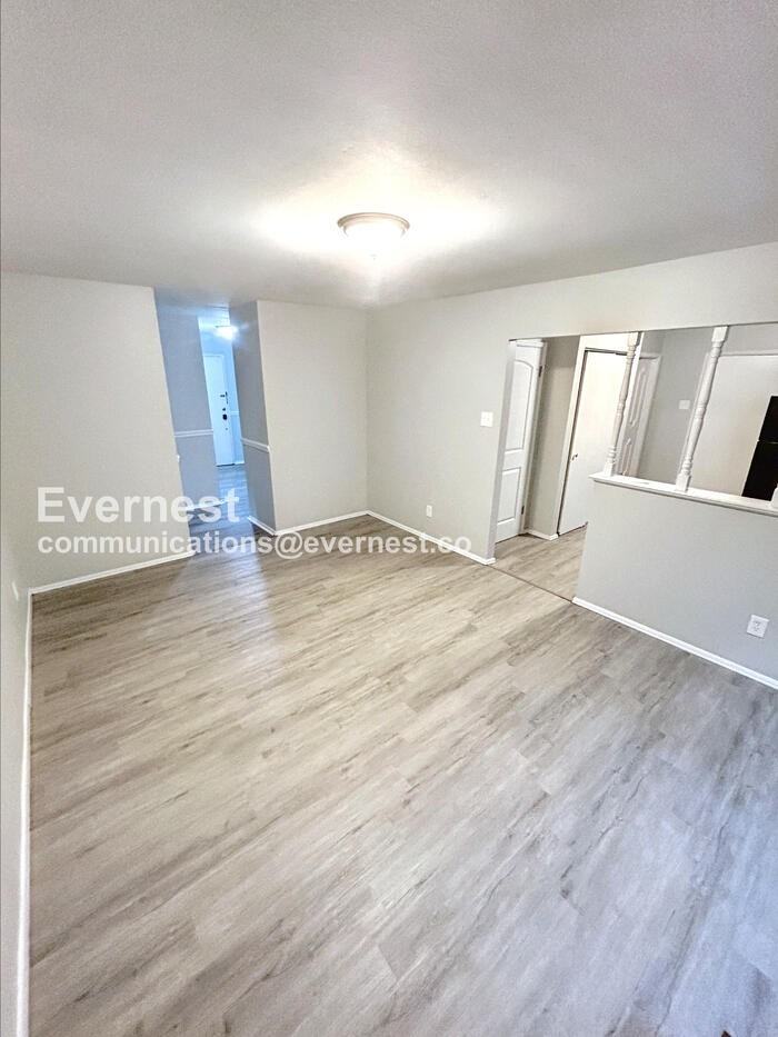 12465 Shoreside Dr - Photo 4 of 29