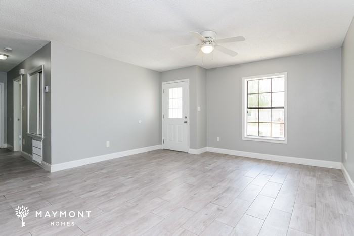 621 Deauville Ct - Photo 6 of 12