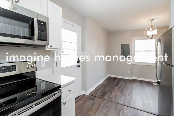 221 Navaho Dr - Photo 6 of 13