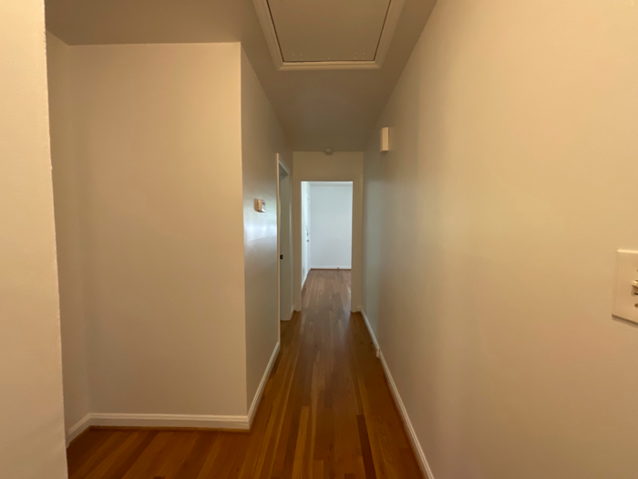 911 Lindbergh Dr Ne - Photo 6 of 12