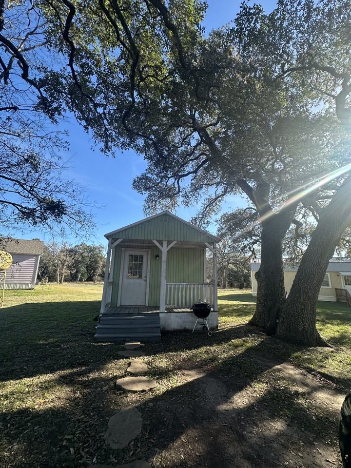 9307 Highway 290 West - 9307 Hwy 290 #9307HWY290 - Photo 2 of 12