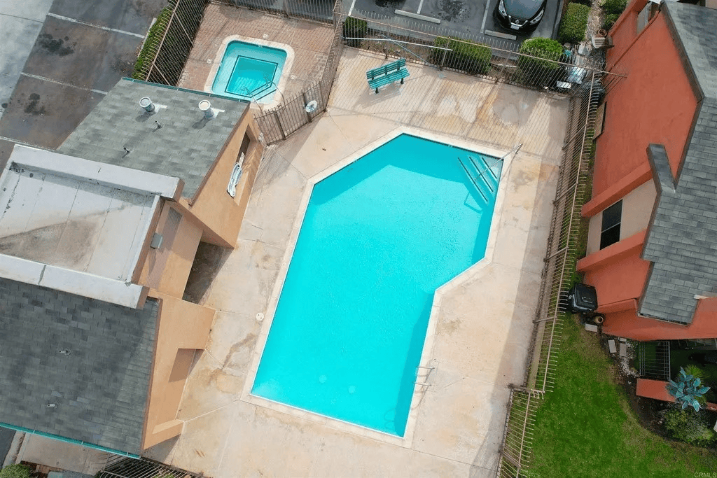 609 Beyer Wayunit 301 #1 - Photo 2 of 19