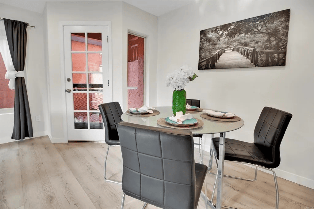 609 Beyer Wayunit 301 #1 - Photo 4 of 19