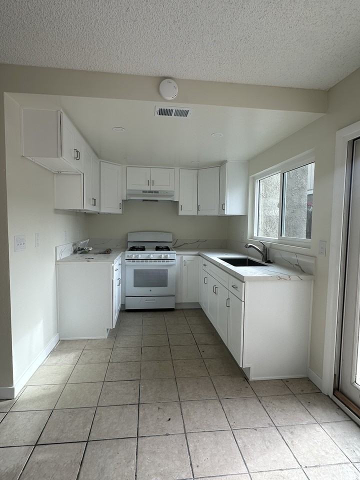 511 S K St #3 - Photo 5 of 9