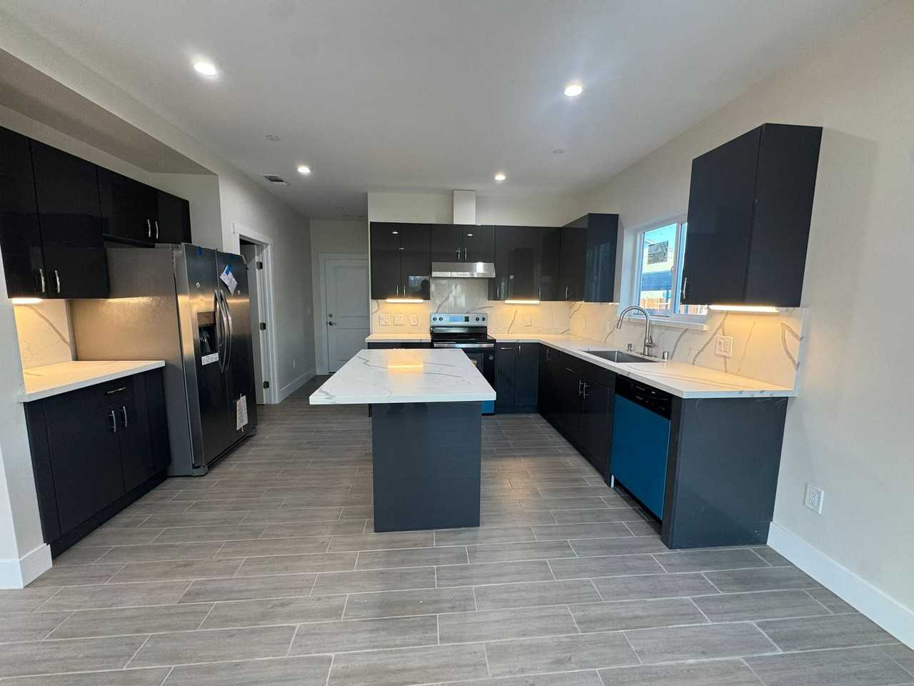 22394 Salwan Pl, Hayward, Ca 94541 #NA - Photo 2 of 14