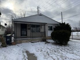 611 Montana Ave #NA - Photo 1 of 1