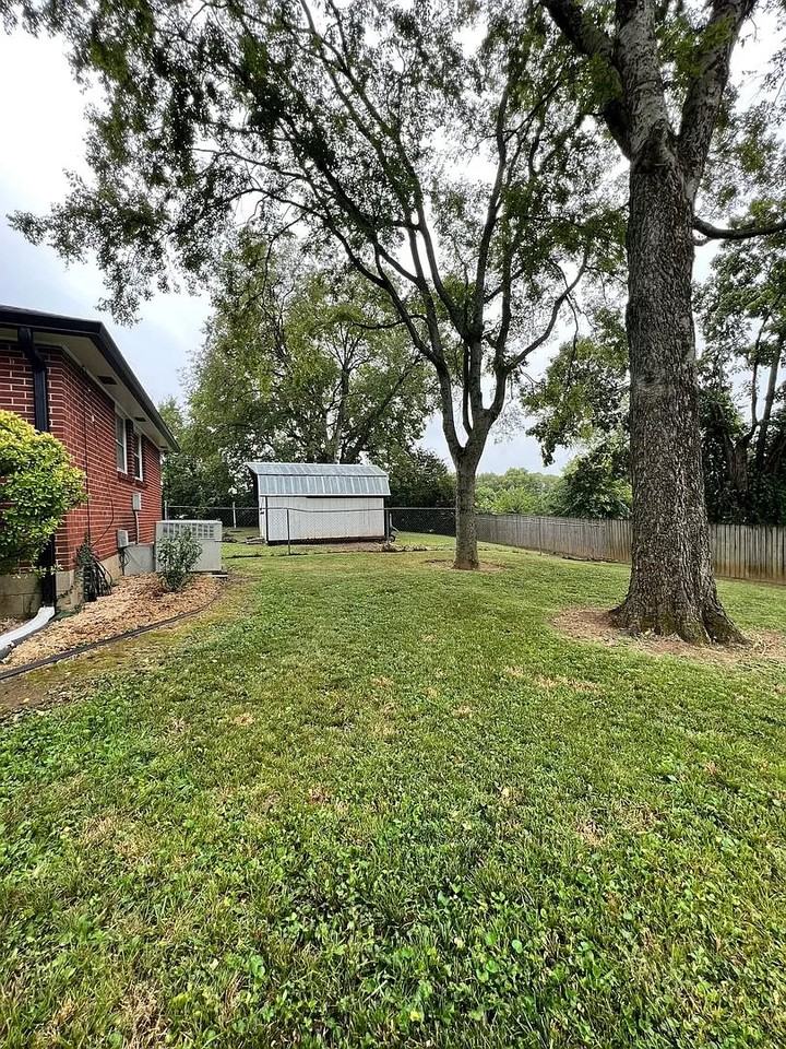 2927 Hillhurst Dr #NA - Photo 2 of 20