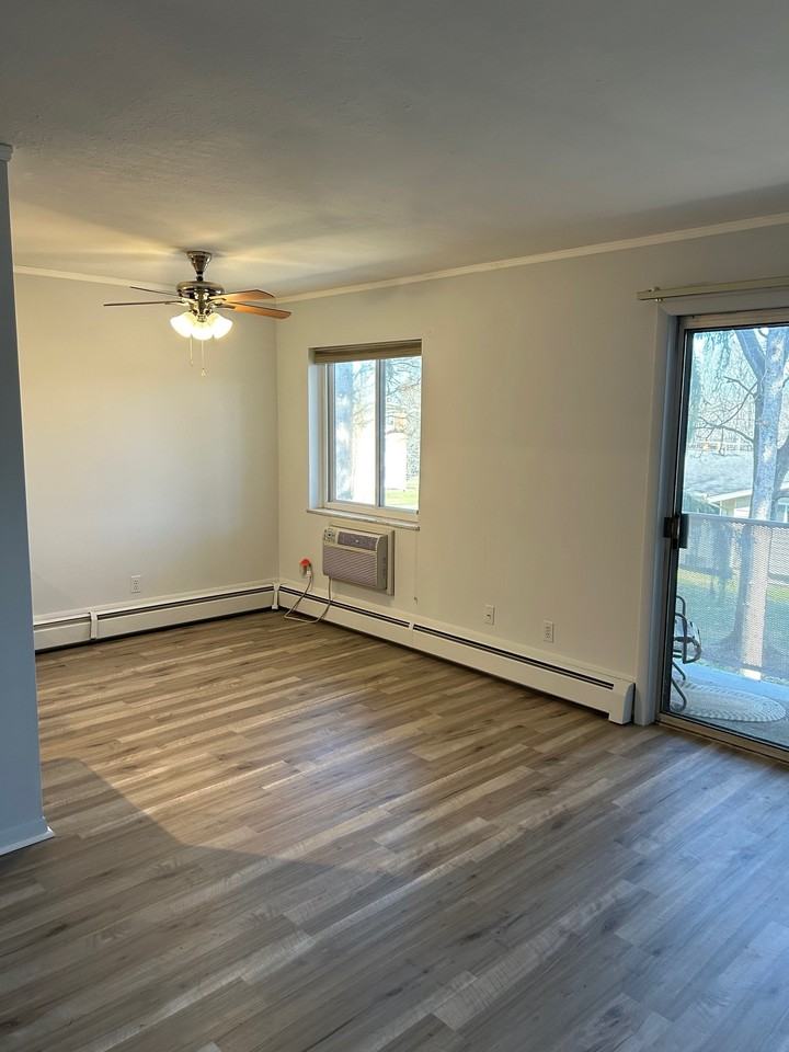 411 Tollis Pkwy #240A - Photo 4 of 15