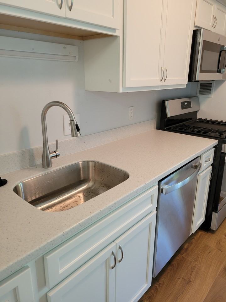 7533 Spring Lake Dr #D1 - Photo 4 of 10