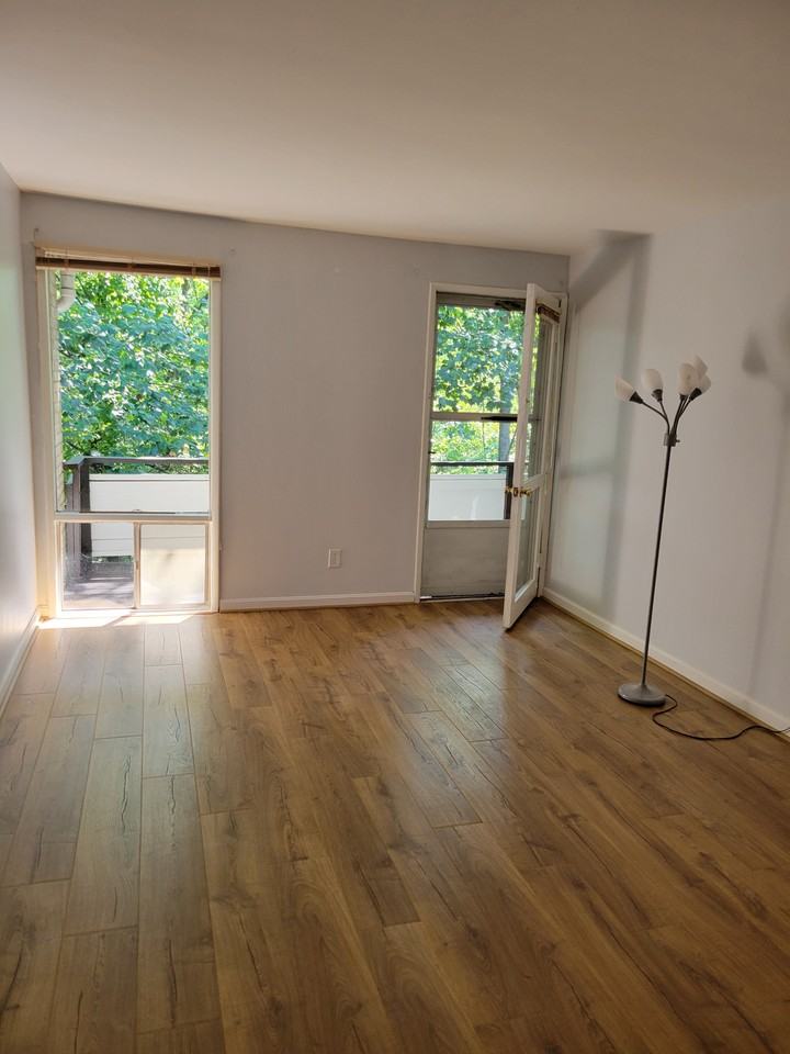 7533 Spring Lake Dr #D1 - Photo 5 of 10