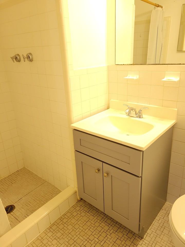 7533 Spring Lake Dr #D1 - Photo 7 of 10