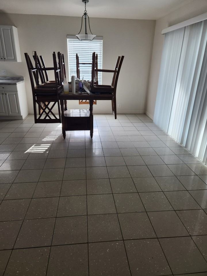 4227 Larkin St #NA - Photo 6 of 29