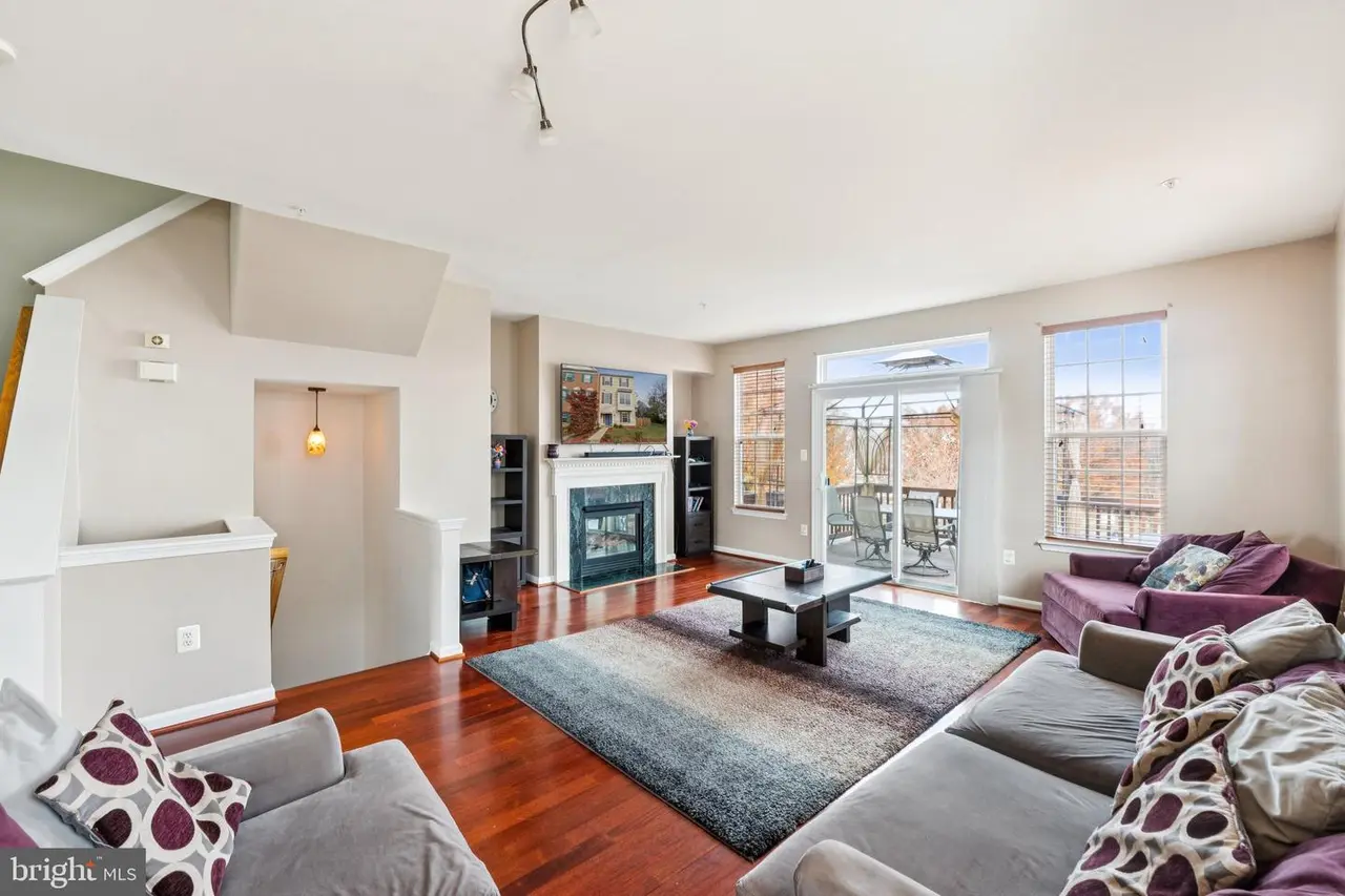 124 Penwick Cir - Photo 4 of 23