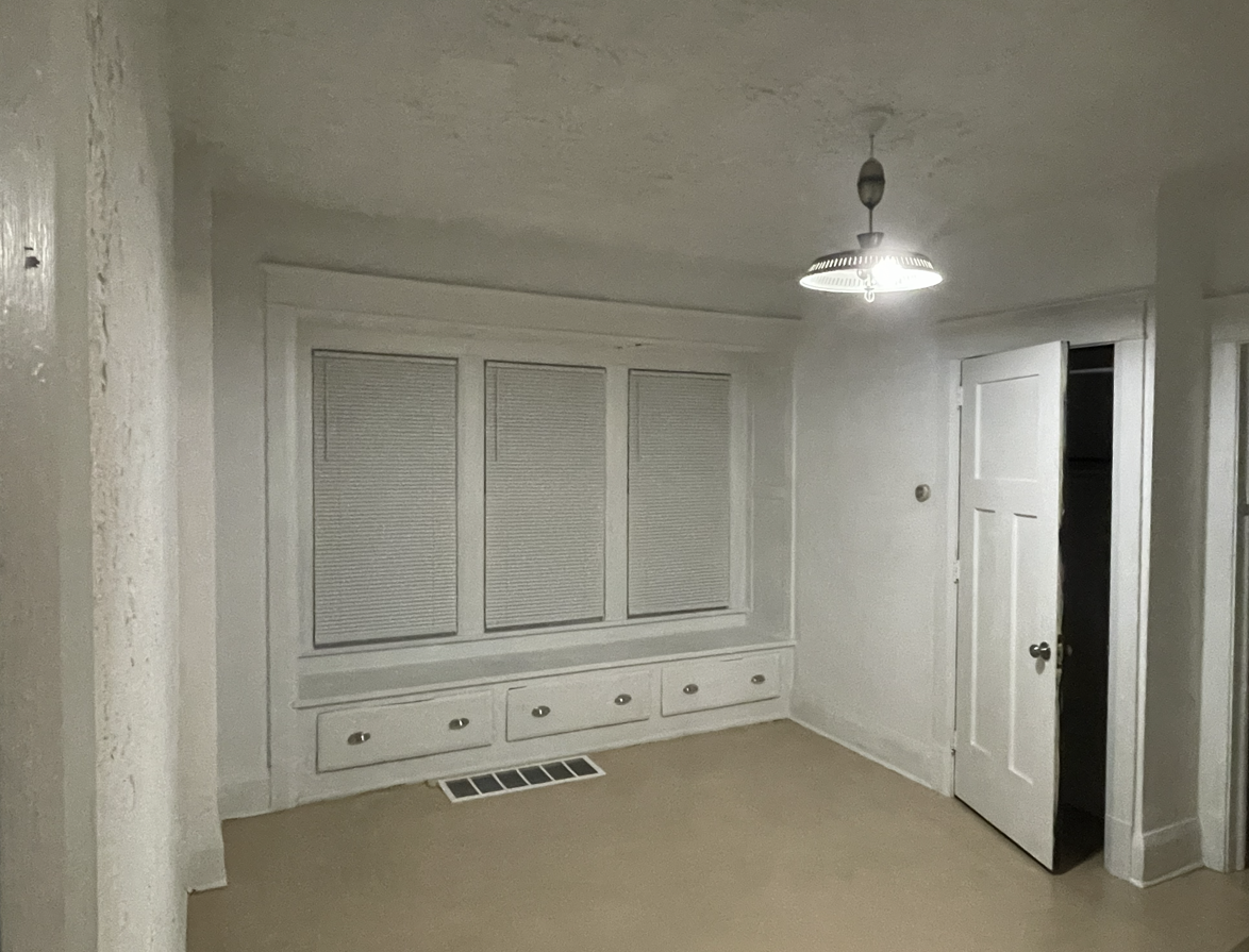 399 W Warren Ave #1 - Photo 4 of 9