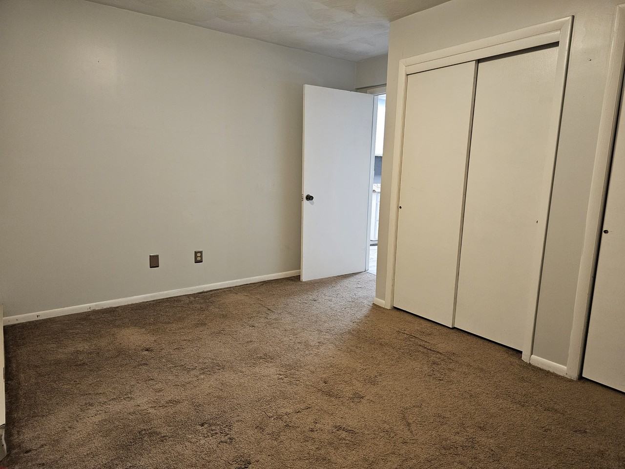 Tryon Rd #1 - Photo 5 of 9