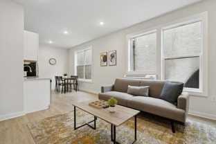 1532 W Girard Ave #3H - Photo 1 of 1