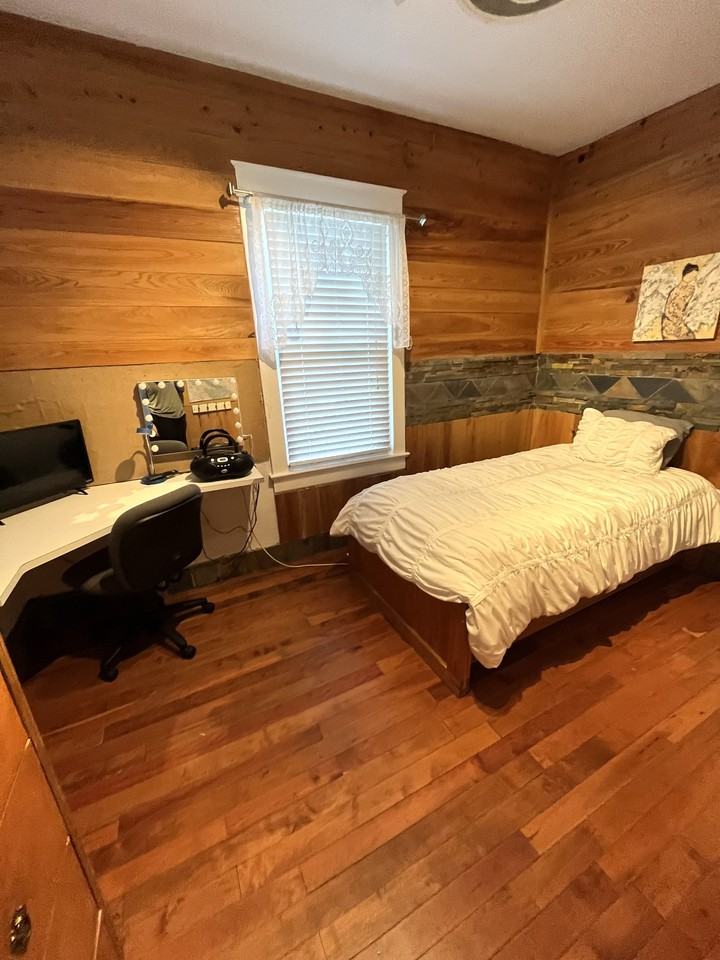 1706 Mary St #NA - Photo 2 of 15