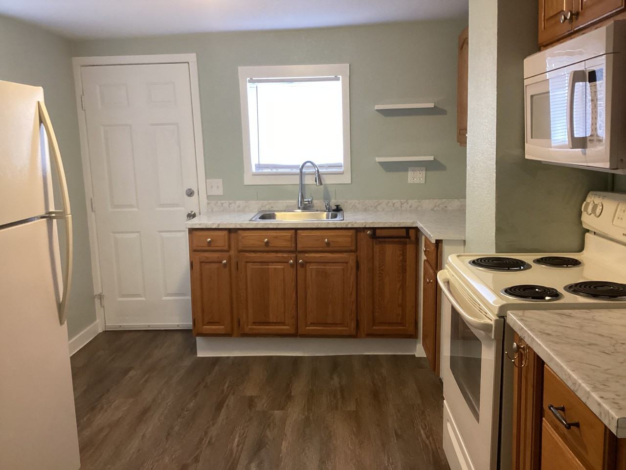 1102 E 2nd St #NA - Photo 6 of 19