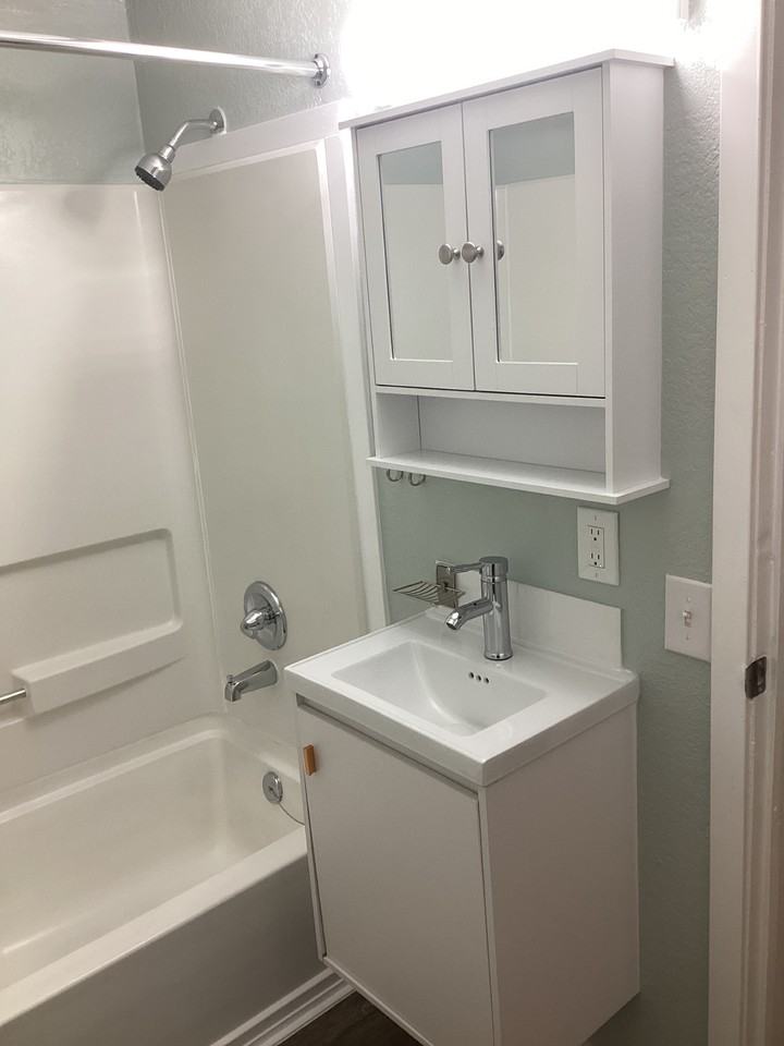 1102 E 2nd St #NA - Photo 7 of 19