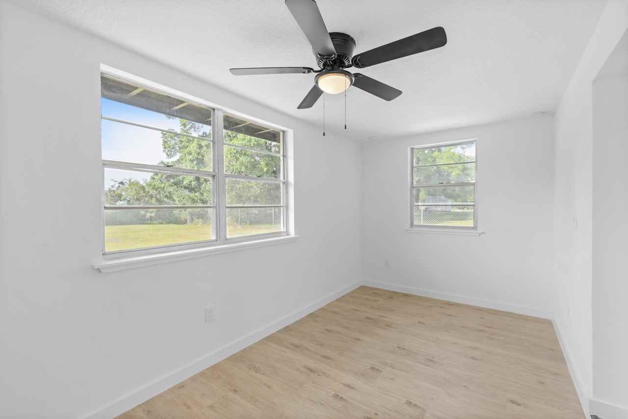 1412 Crooms Ave #NA - Photo 6 of 12