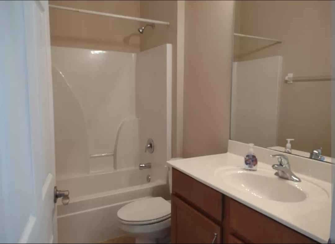 2448 Blackburn Cir #NA - Photo 4 of 12