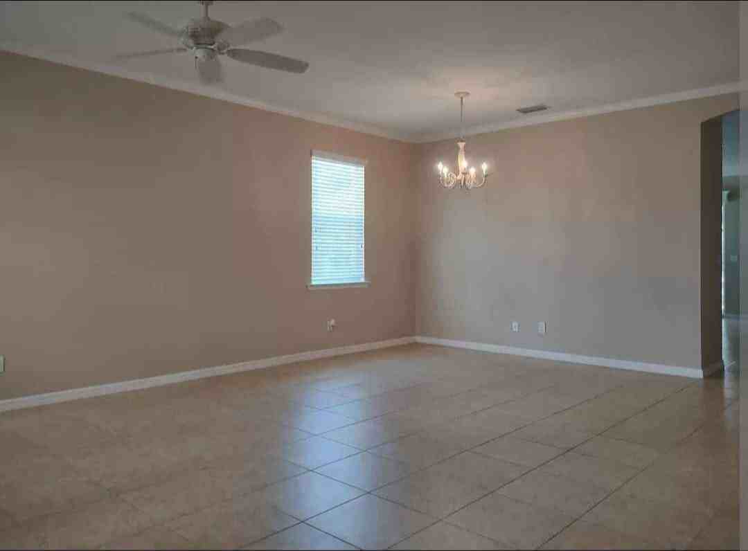 2448 Blackburn Cir #NA - Photo 5 of 12