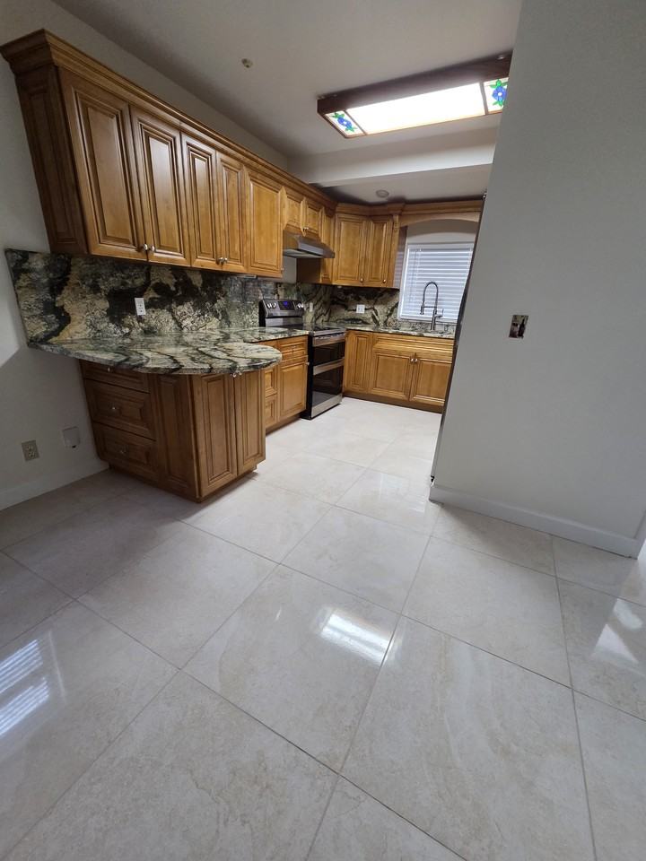 1008 Macy St #NA - Photo 4 of 50