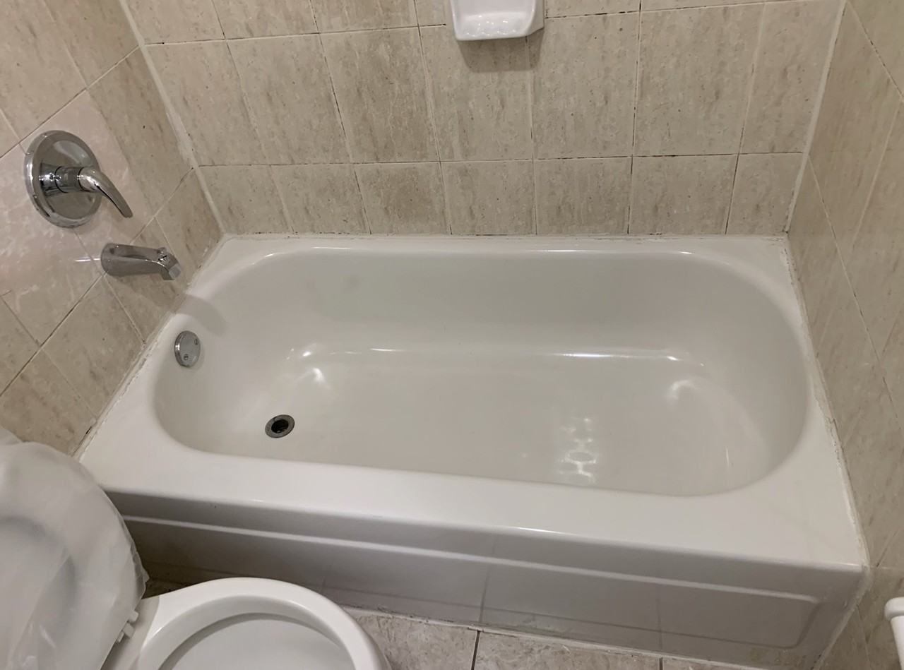 208B Betts Ave #1 - Photo 4 of 18