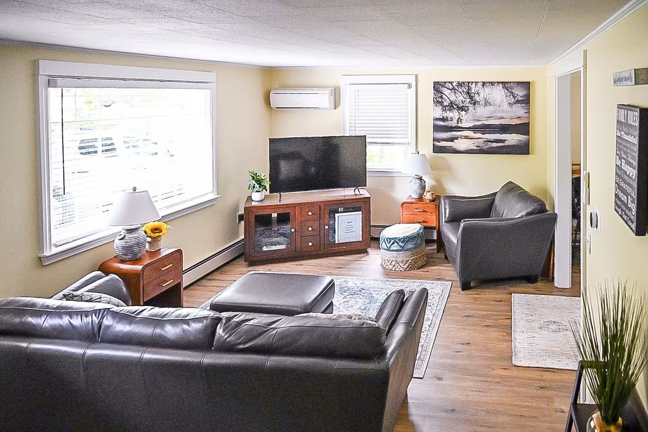 189 N High St #NA - Photo 2 of 16