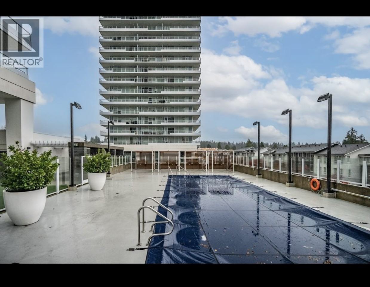 657 Whiting Way - Photo 4 of 16