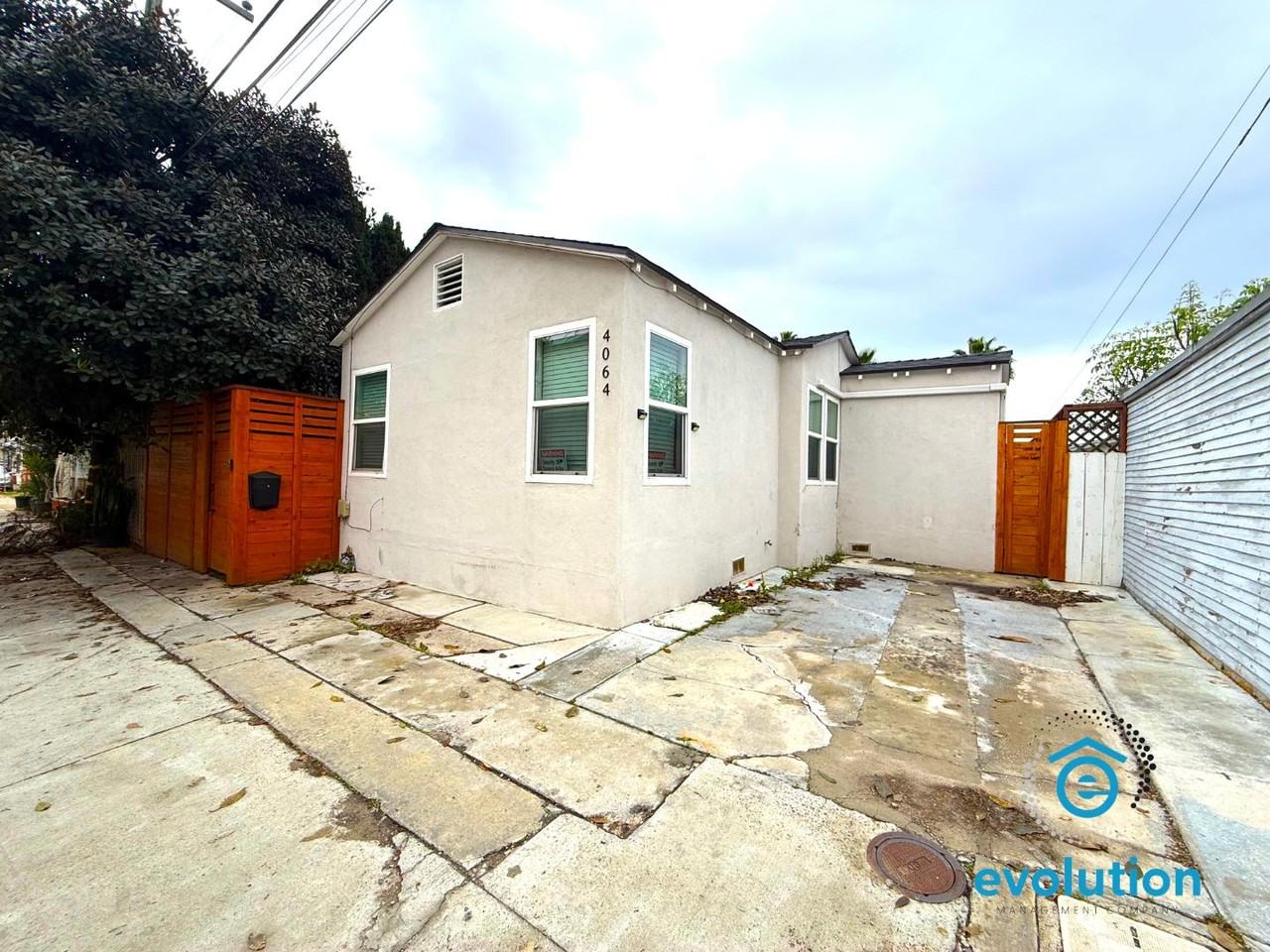 4064 Laverne Pl - Photo 3 of 11