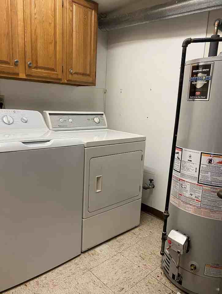 773 Kenmare Pkwy - Photo 5 of 11