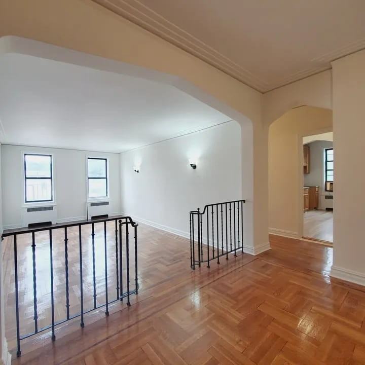 33 Loudoun St #4D - Photo 2 of 10
