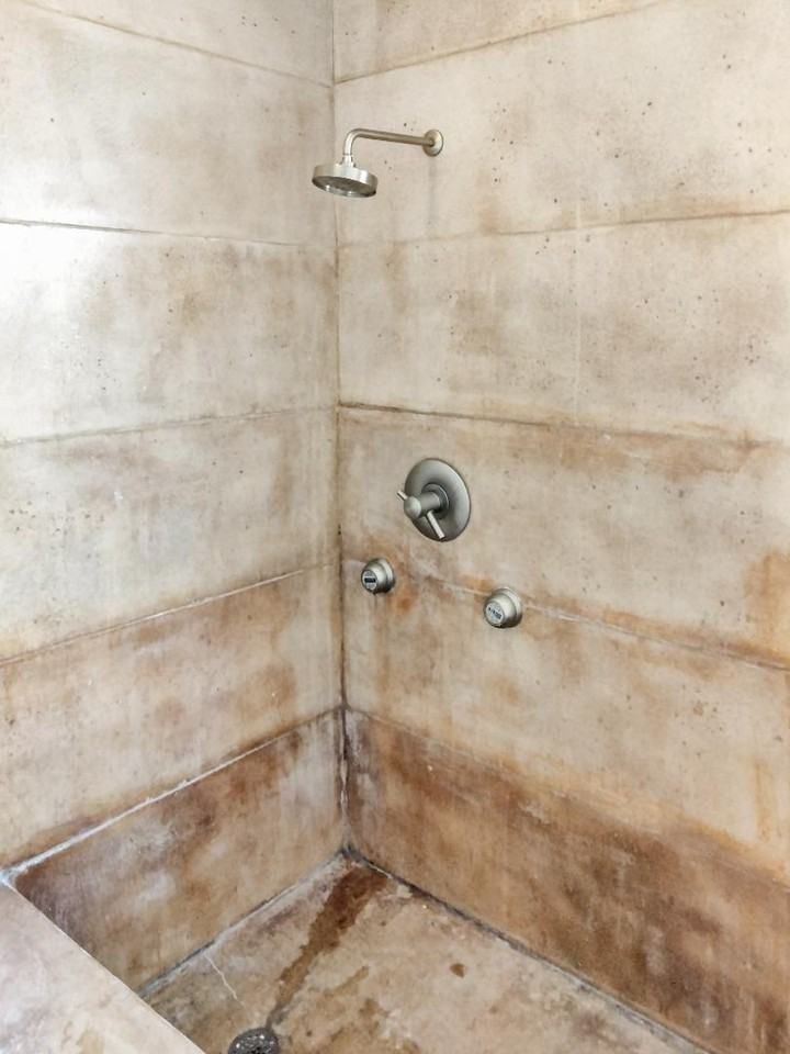 2300 Reese Dr - Photo 4 of 11