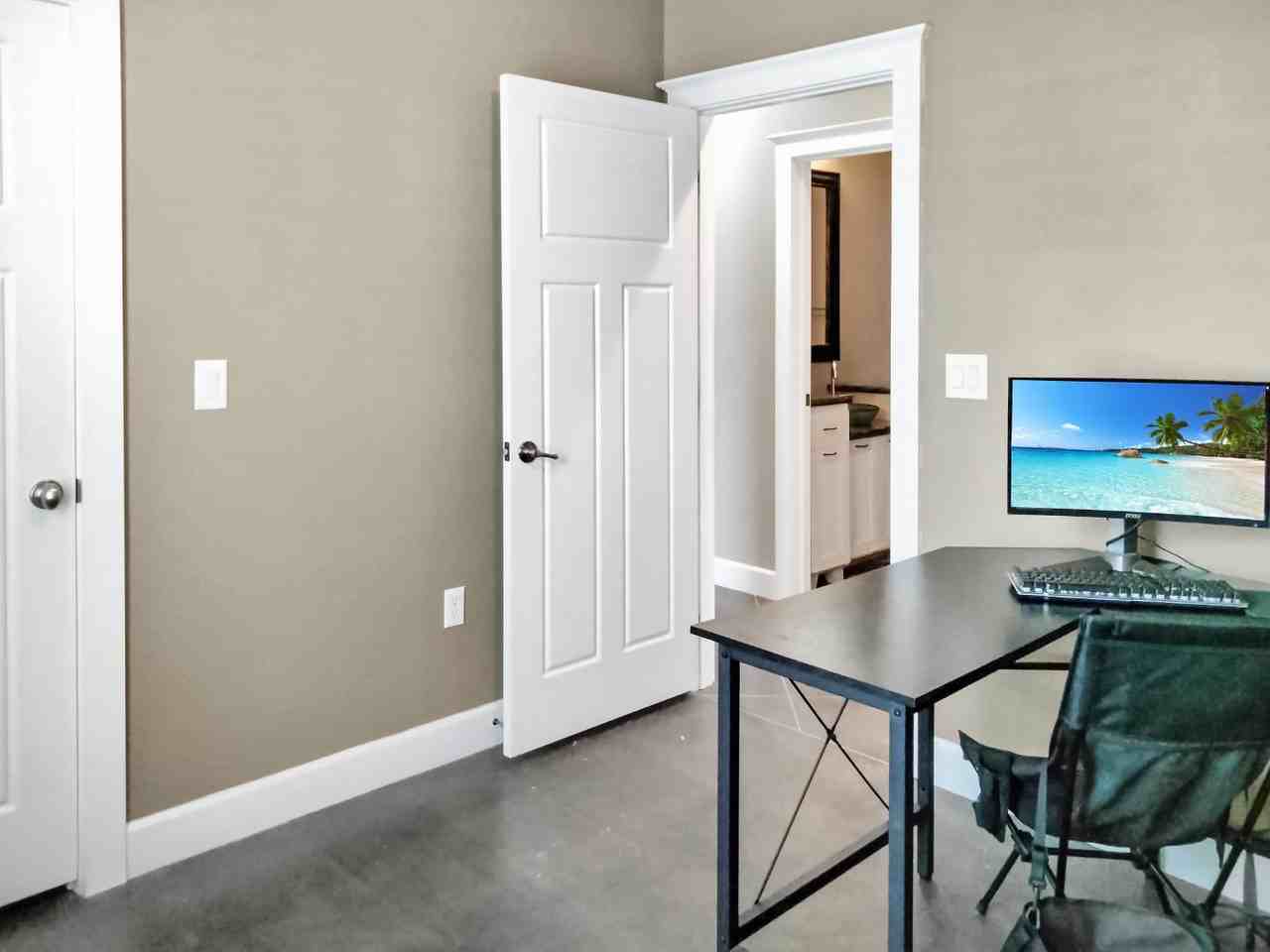 2300 Reese Dr - Photo 4 of 12